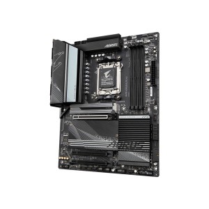 GIGABYTE X670 AORUS ELITE AX AMD X670 Soket AM5 DDR5 8000MHz (OC) ATX Anakart